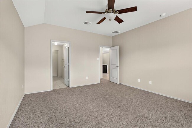 Building Photo - 182 Tallow Trl