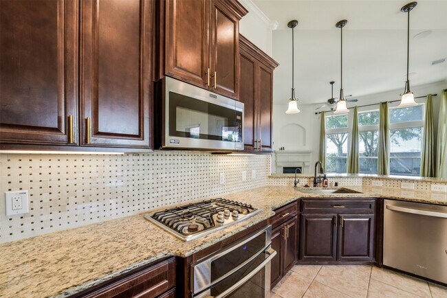 Building Photo - 20410 Lemon Blossom Cir