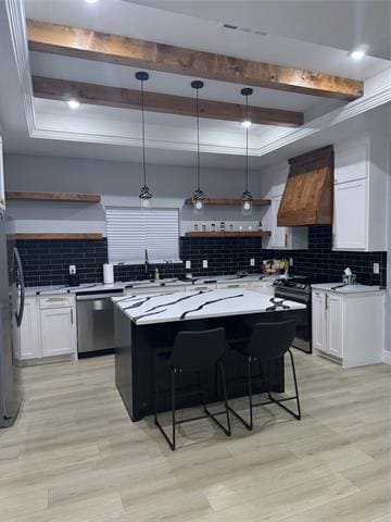 Building Photo - 401 E Walnut St