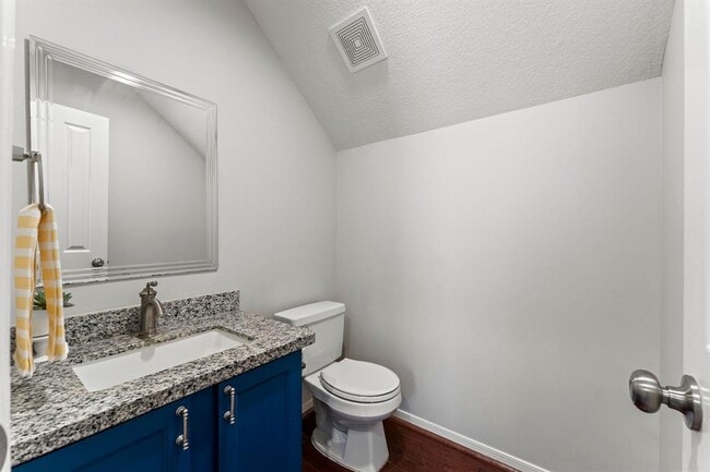 Building Photo - 43 W Gaslight Pl