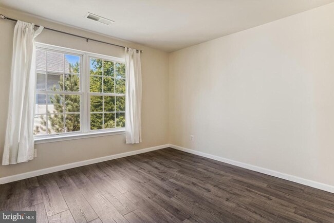 Building Photo - 8930 Milford Haven Ct