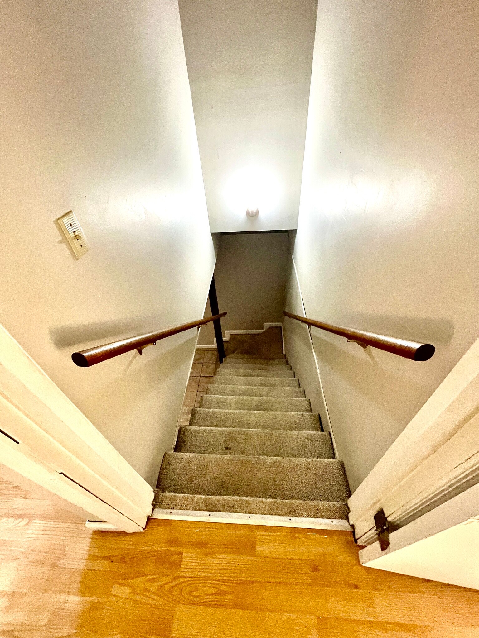 Building Photo - 109 Bolton Ave