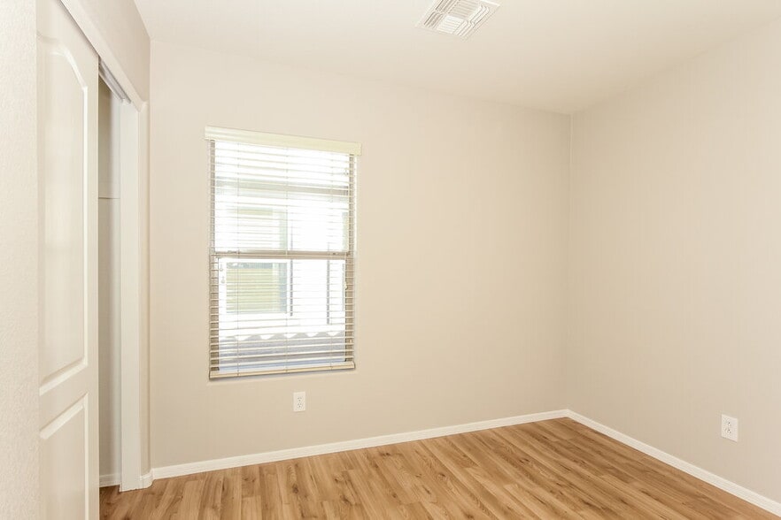 Building Photo - 21942 Creosote Ct