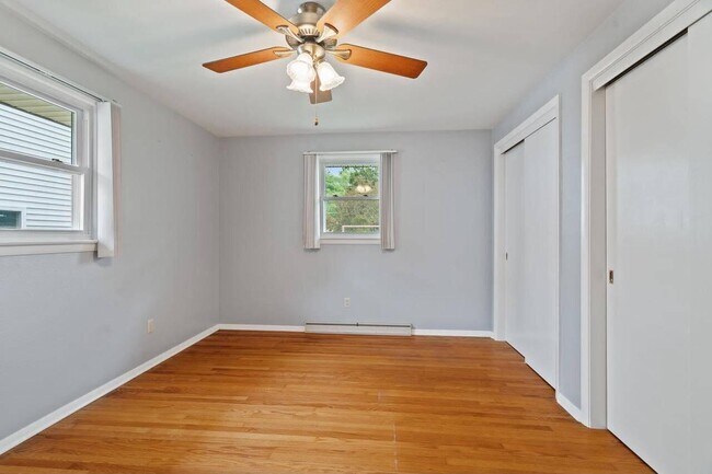 Building Photo - 1523 Pilgrim St