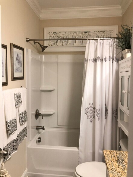 Building Photo - 101 Fortress Ct