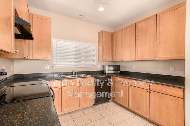 Building Photo - 6316 W Branham Ln