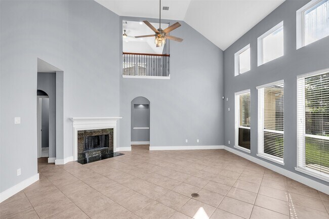 Building Photo - 10626 Cortland Ridge Ln