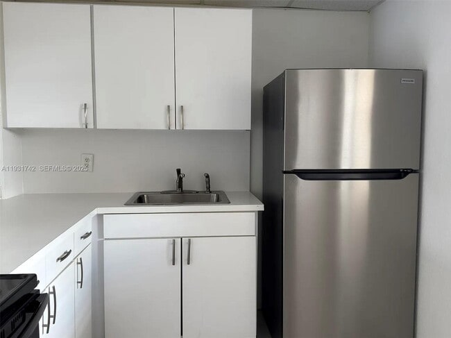 Building Photo - 301 NW 177th St