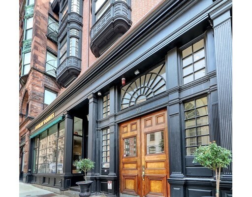 Building Photo - 24 Beacon St