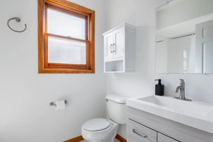 Building Photo - 1359 W Hubbard St