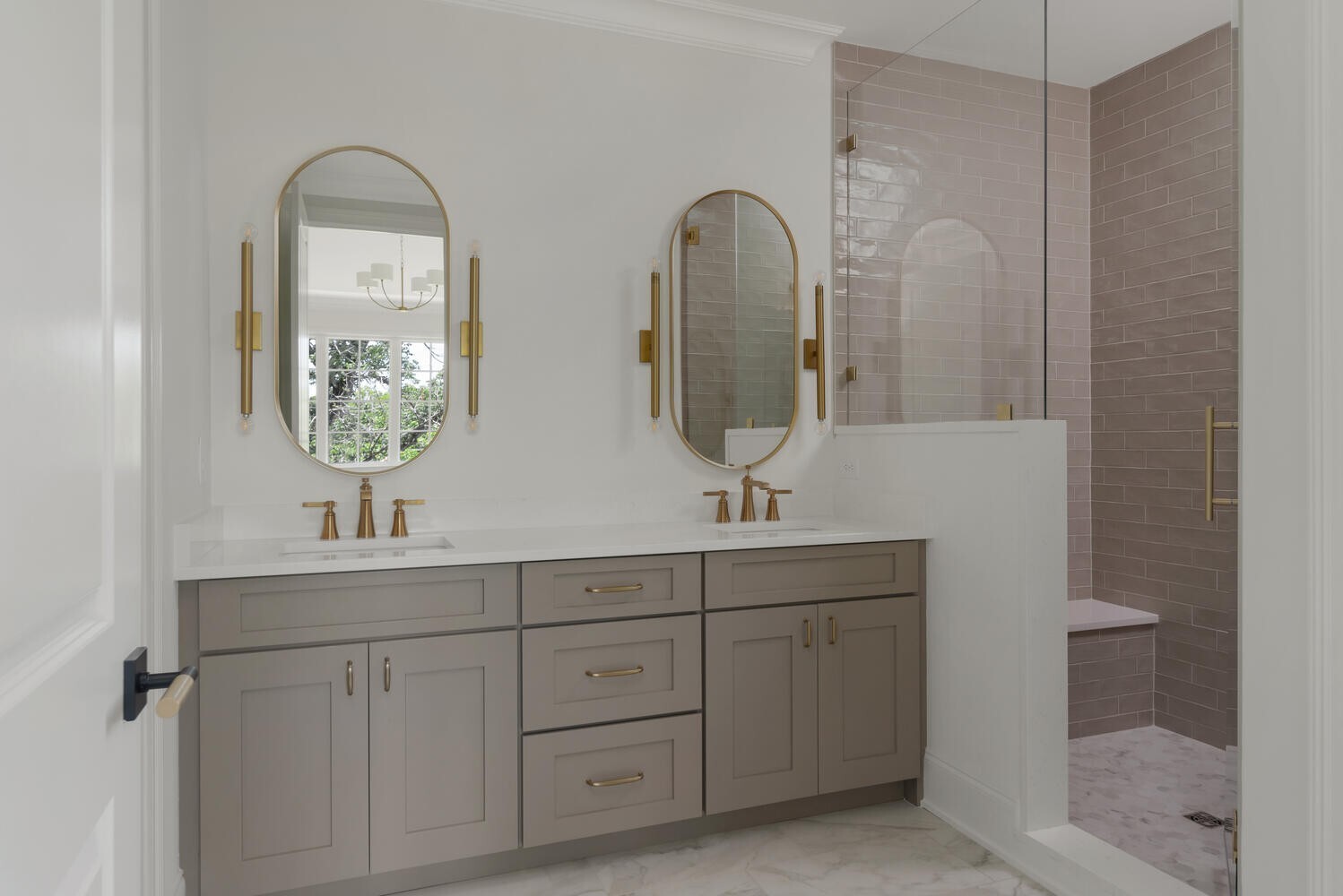 Building Photo - 4224 Granny White Pike