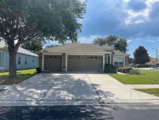 Primary Photo - 4 bedroom 2 bathroom Sterling Hills Home