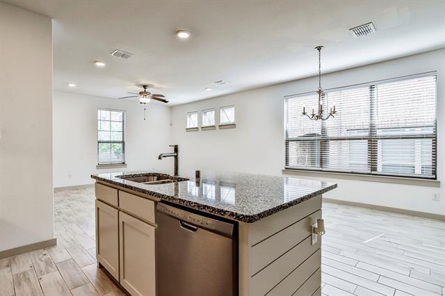 Building Photo - 1347 Casselberry Dr