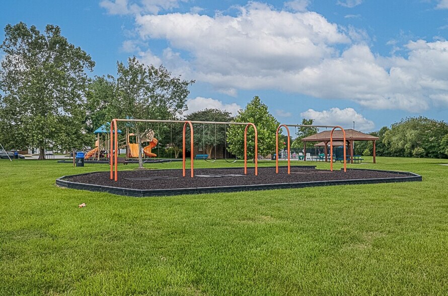 Building Photo - 1705 Maryus Ct