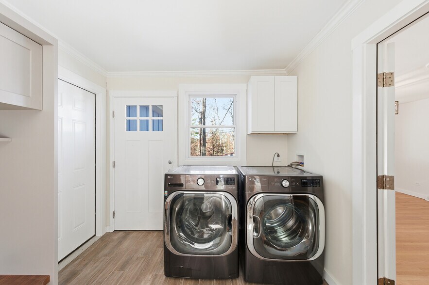 Building Photo - 23 Salem Rd