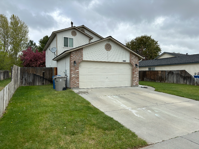 Building Photo - 620 Teton Dr