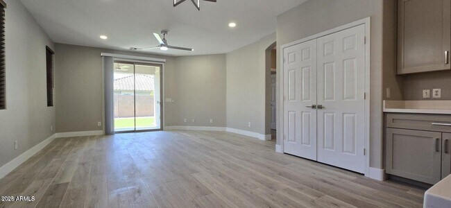 Building Photo - 17751 W Tasha Dr