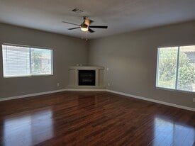 Building Photo - 5116 Jordan Frey St