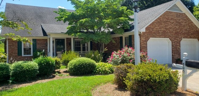 Primary Photo - 800 Buffington Ct