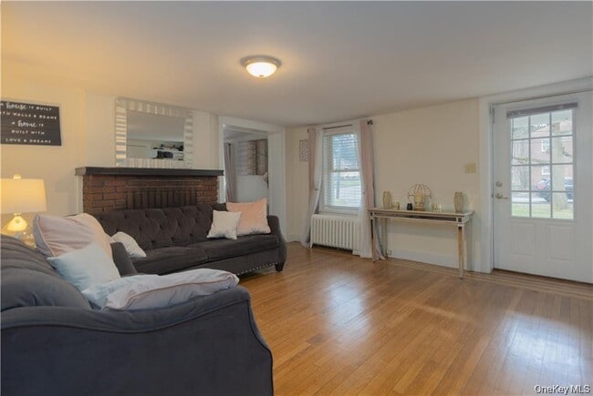 Building Photo - 2 Rockland Ave