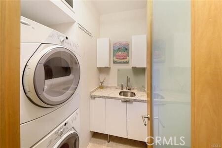 Building Photo - 31676 Seacove Dr