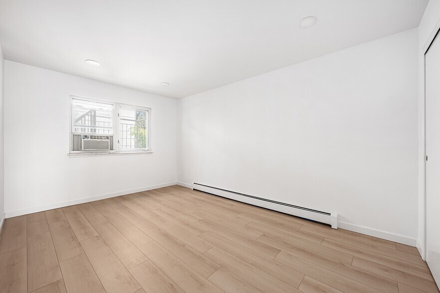 Building Photo - 503 Palisade Ave