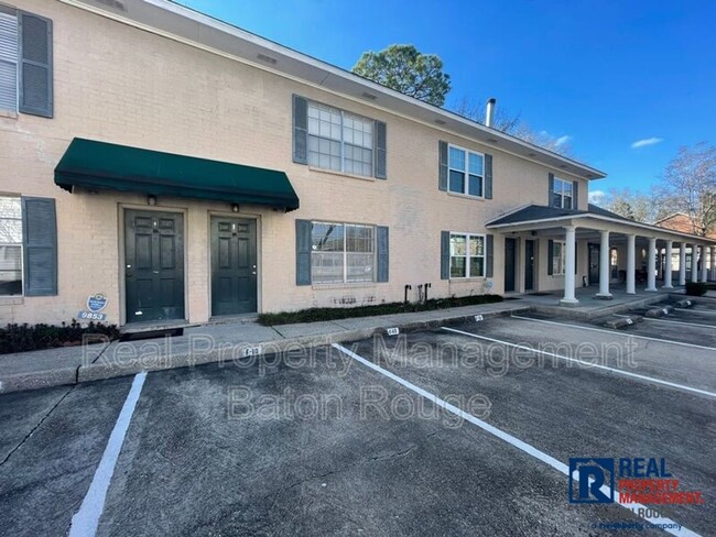 Primary Photo - Condo: Jefferson Hills