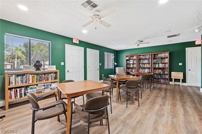 Building Photo - 17611 Marco Island Ln