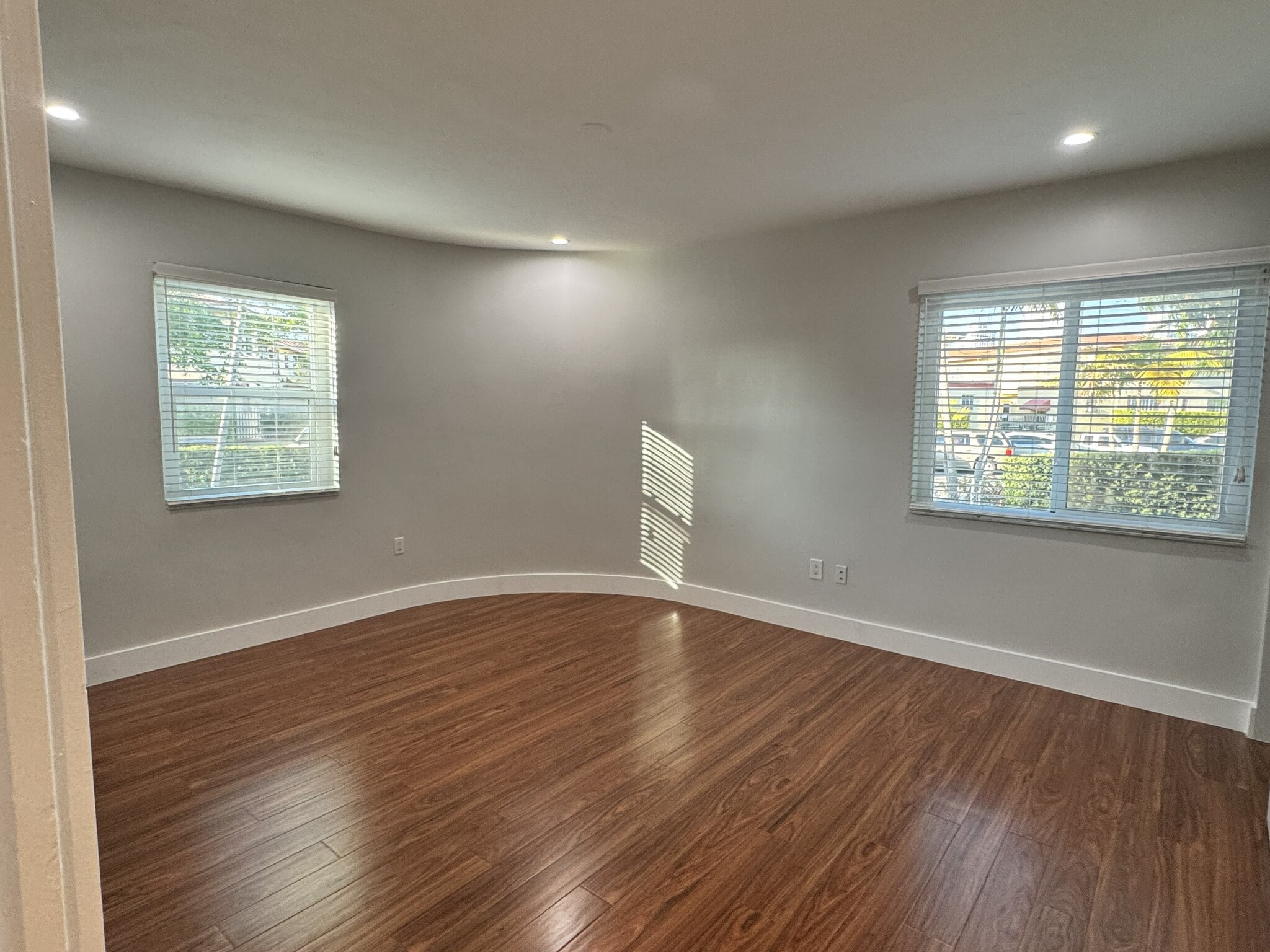 main bedroom - 685 SW 19th Rd