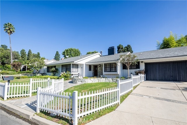 Building Photo - 784 Lockearn St