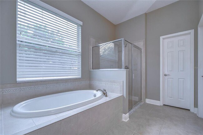 Building Photo - 3341 Grassglen Pl