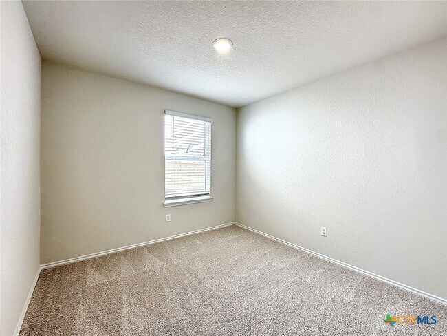 Building Photo - 549 Autumn Blaze