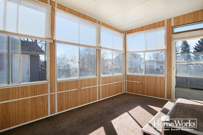 Building Photo - 754 S 30th St