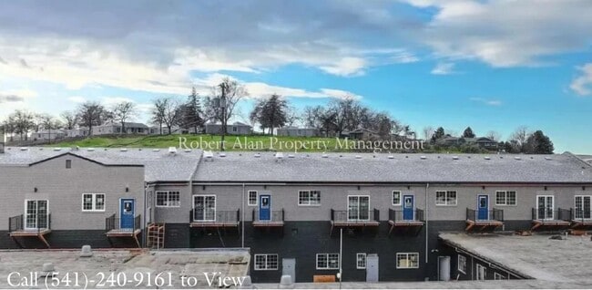 Primary Photo - 2601 SW Hailey Ave