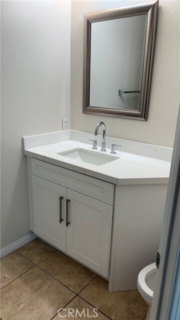 Building Photo - 10 Mira Mesa