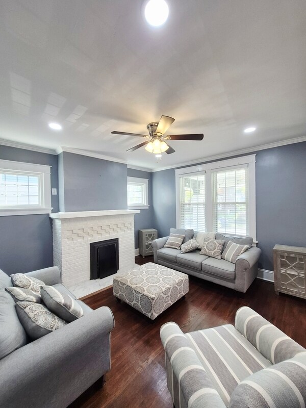 Building Photo - 2723 Fendall Ave