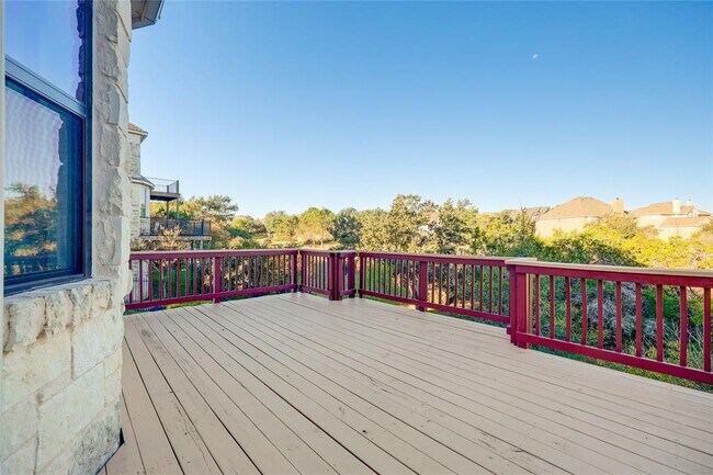 Building Photo - 12120 Carlsbad Dr