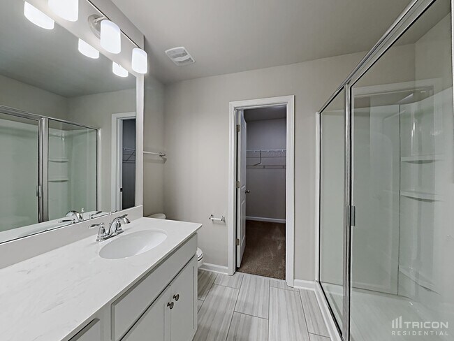 Building Photo - 209 Spring Knoll Dr