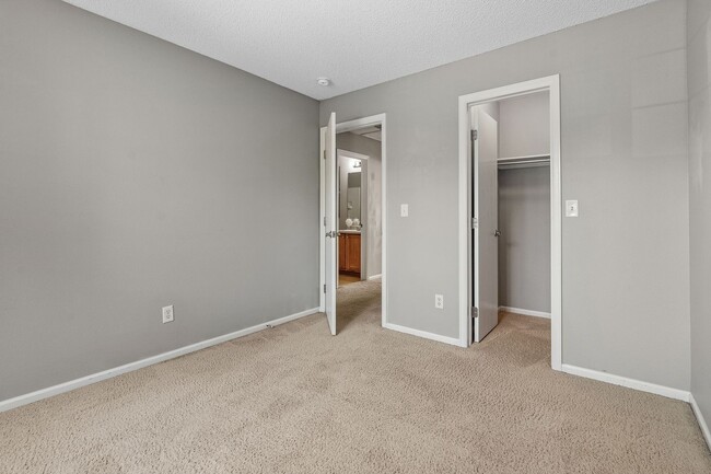 Building Photo - Beautifully Maintained Two-Story Home in a...