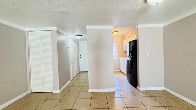 Building Photo - 5508 Pokeweed Ct