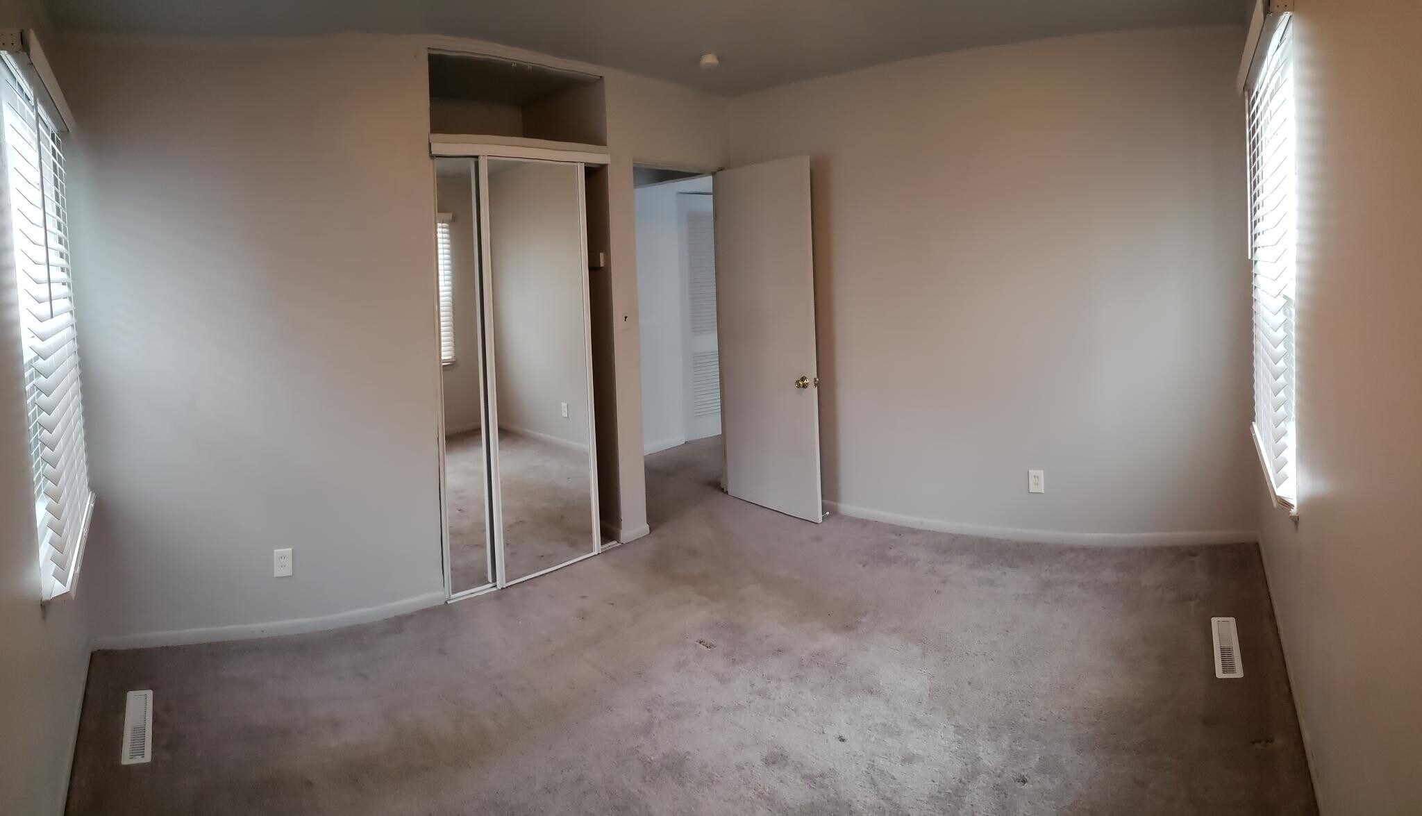 Bedroom #1 - 10631 Saratoga st