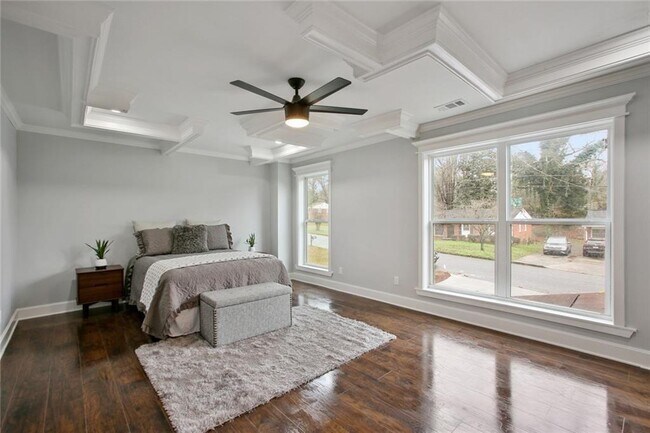 Building Photo - 3499 Fairlane Dr NW