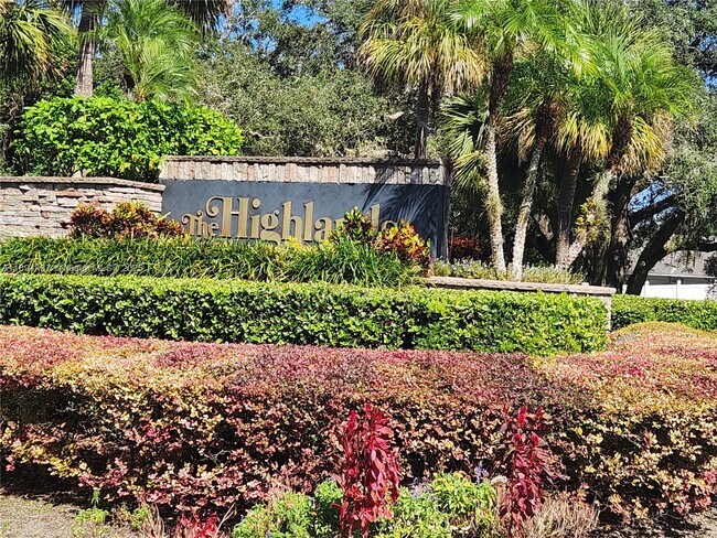 Primary Photo - 10 Sheoah Blvd