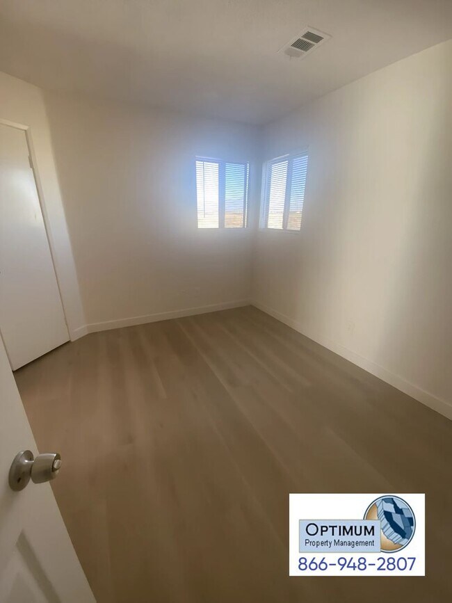 Building Photo - Beautiful 3-Bedroom Home with Covered Pati...