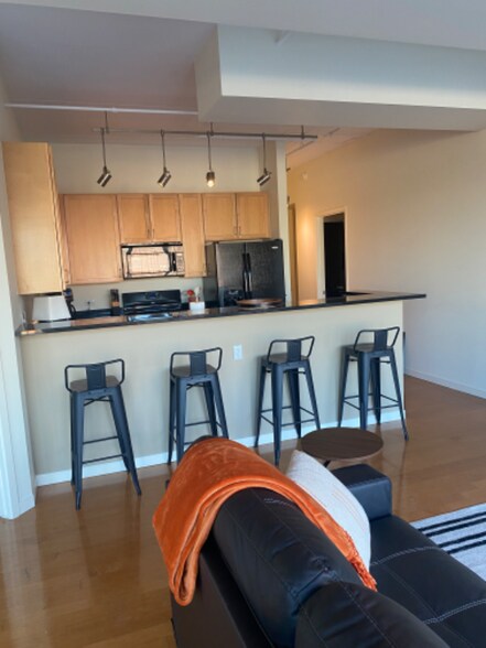 Building Photo - 3670 Woodward Ave