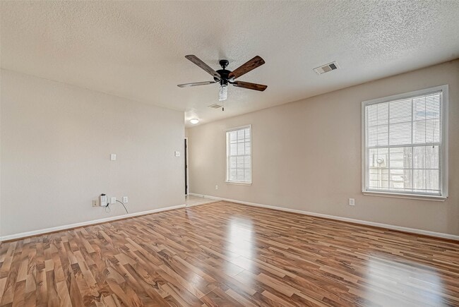 Building Photo - 22138 Orchard Dale Dr