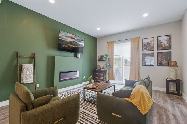 Building Photo - 6029 Benton St