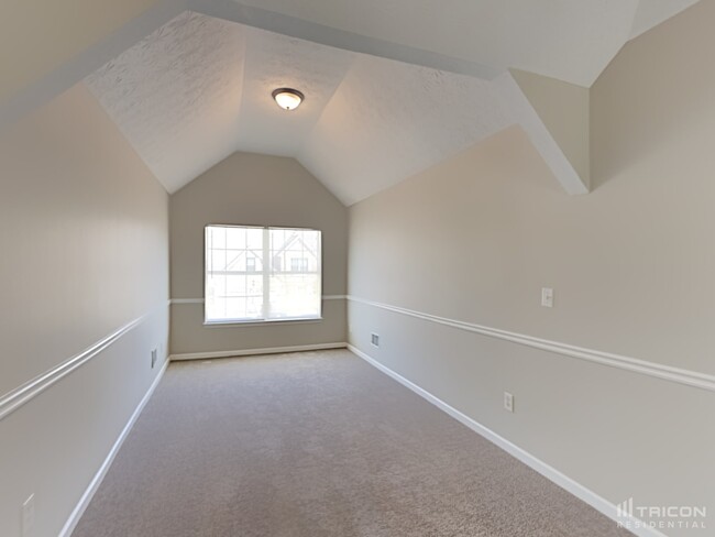 Building Photo - 6469 Snowden Dr