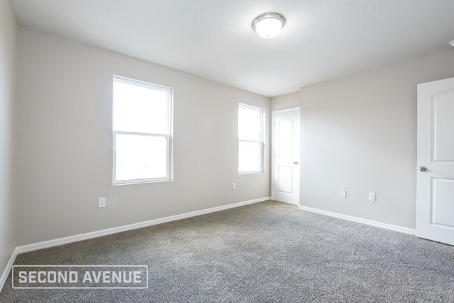 Building Photo - 208 Flounder Pl