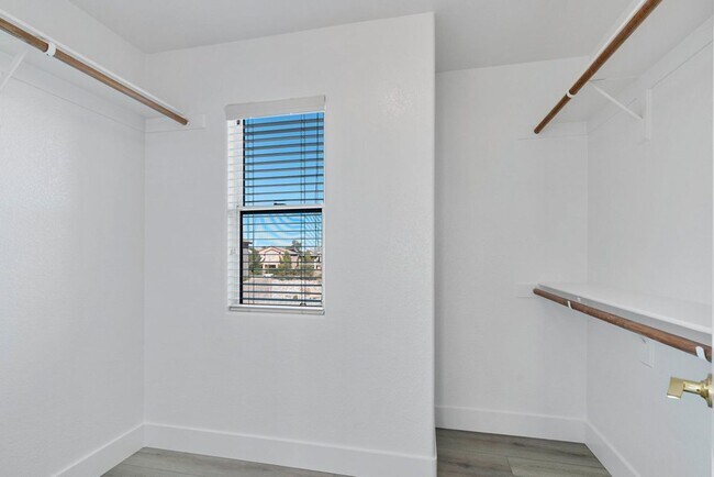 Building Photo - *NICE UPGRADED HOME IN SOUTHERN HIGHLANDS!!